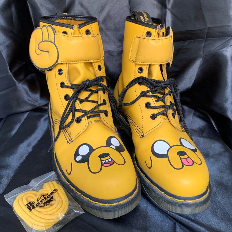 Dr martens hot sale adventure time