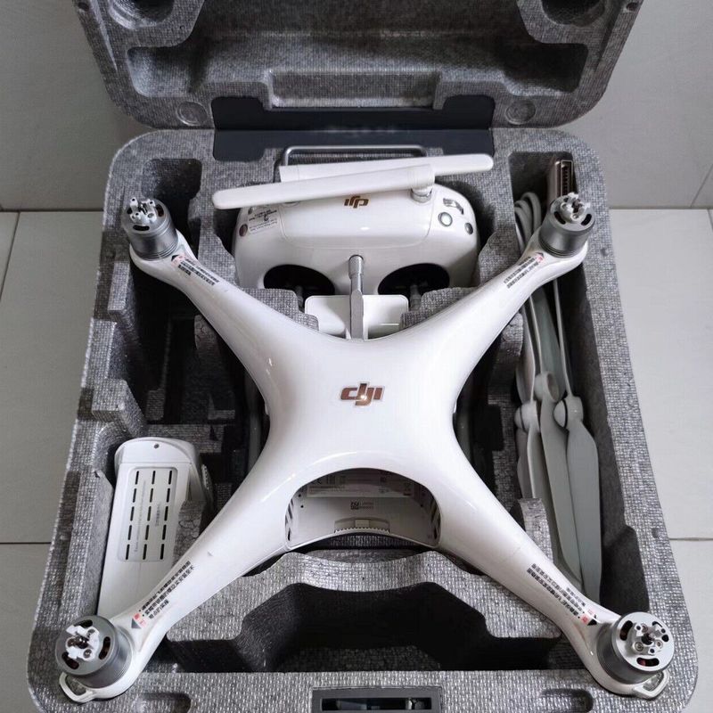 Dji phantom 4 v2 hot sale pro