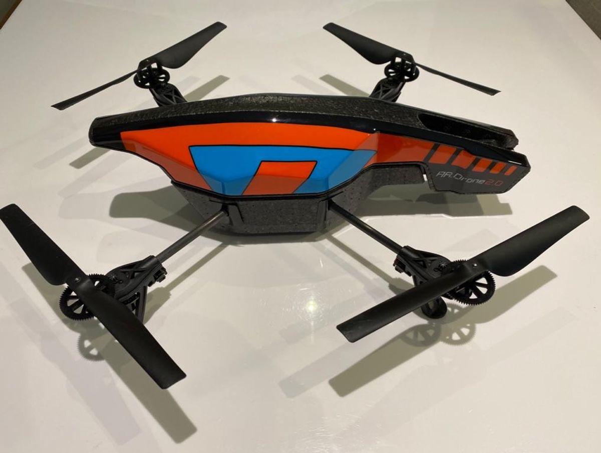 Dron cheap parrot 2.0