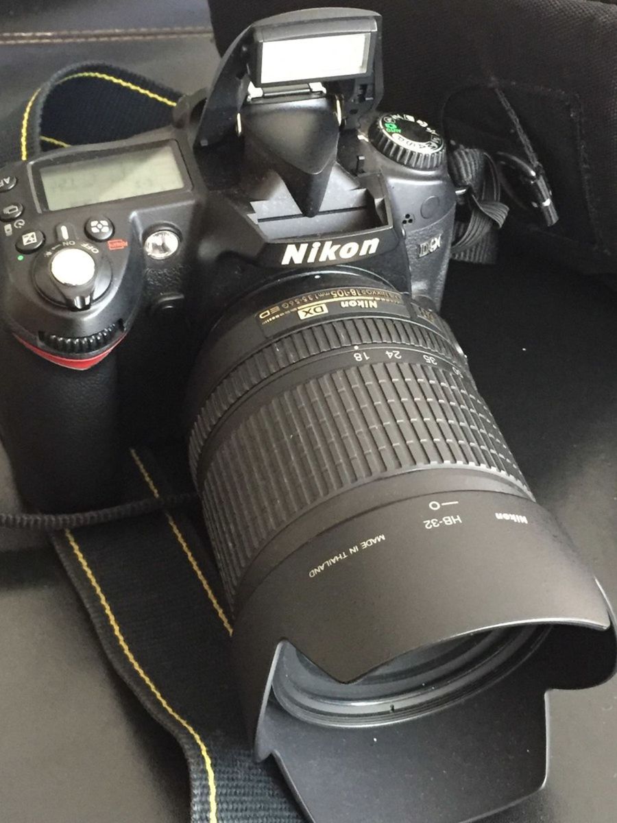 Dslr Nikon D90 + Flash Yongnuo 565x Máquina Fotográfica Digital Nikon