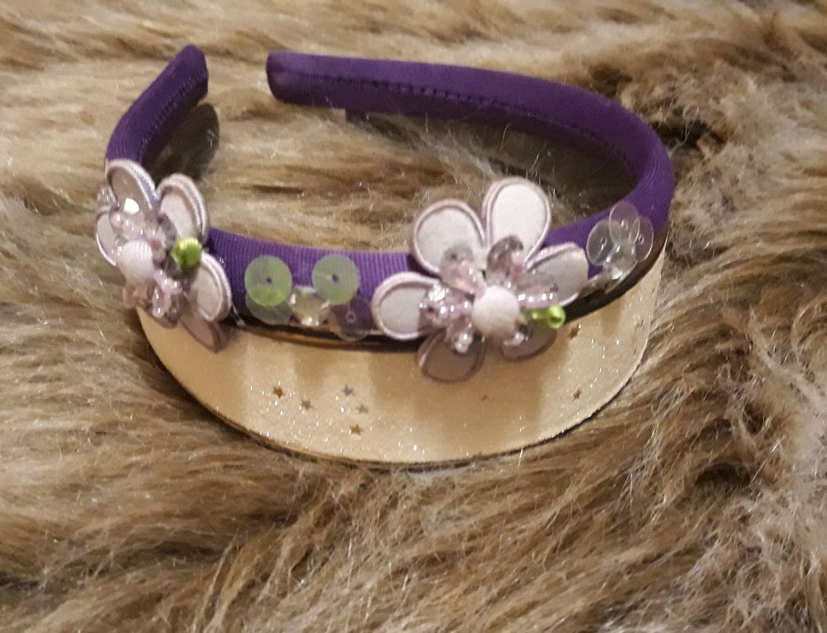 duas tiaras - cabelos sem marca