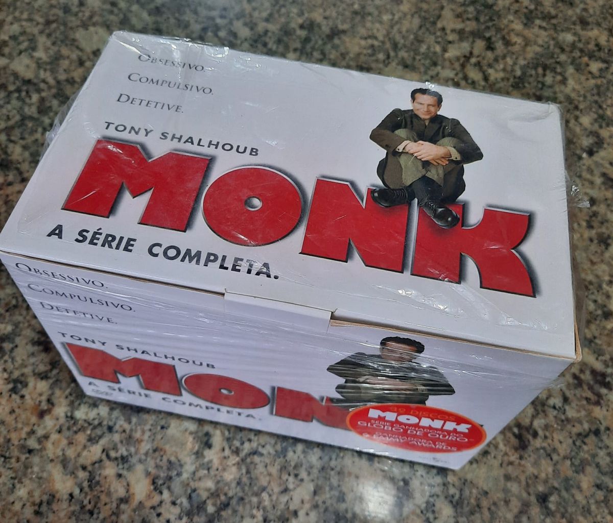 Dvd Box Monk - a Série Completa - 32 Discos | Livro Universal