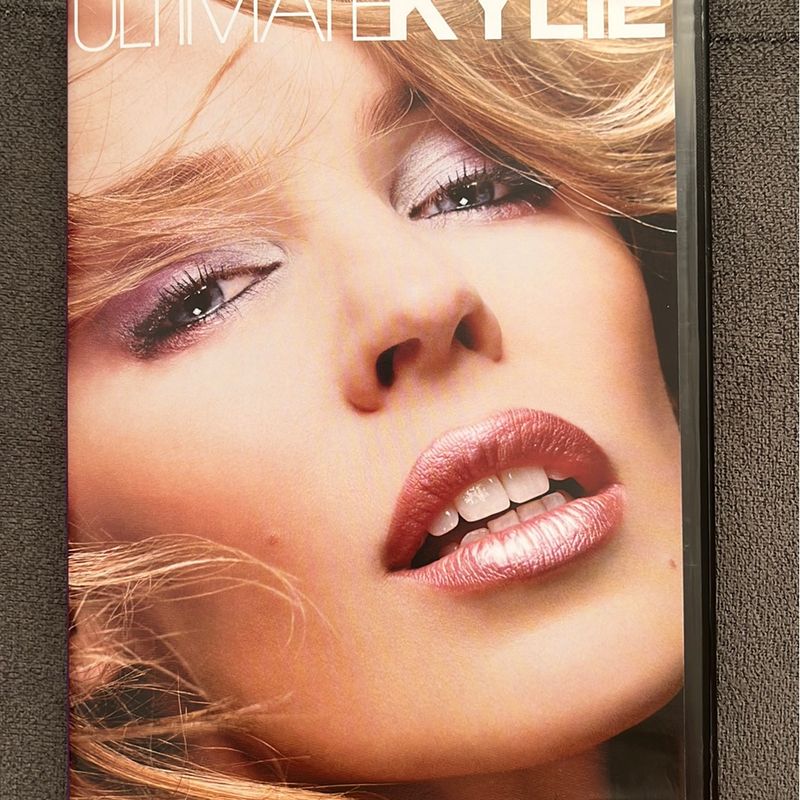 【中古】Ultimate Kylie (W/Dvd) (Pal) (Spec) Kylie Minogue - Ultimate Kylie - Showgirl Sp. Ed 2cd/dvd