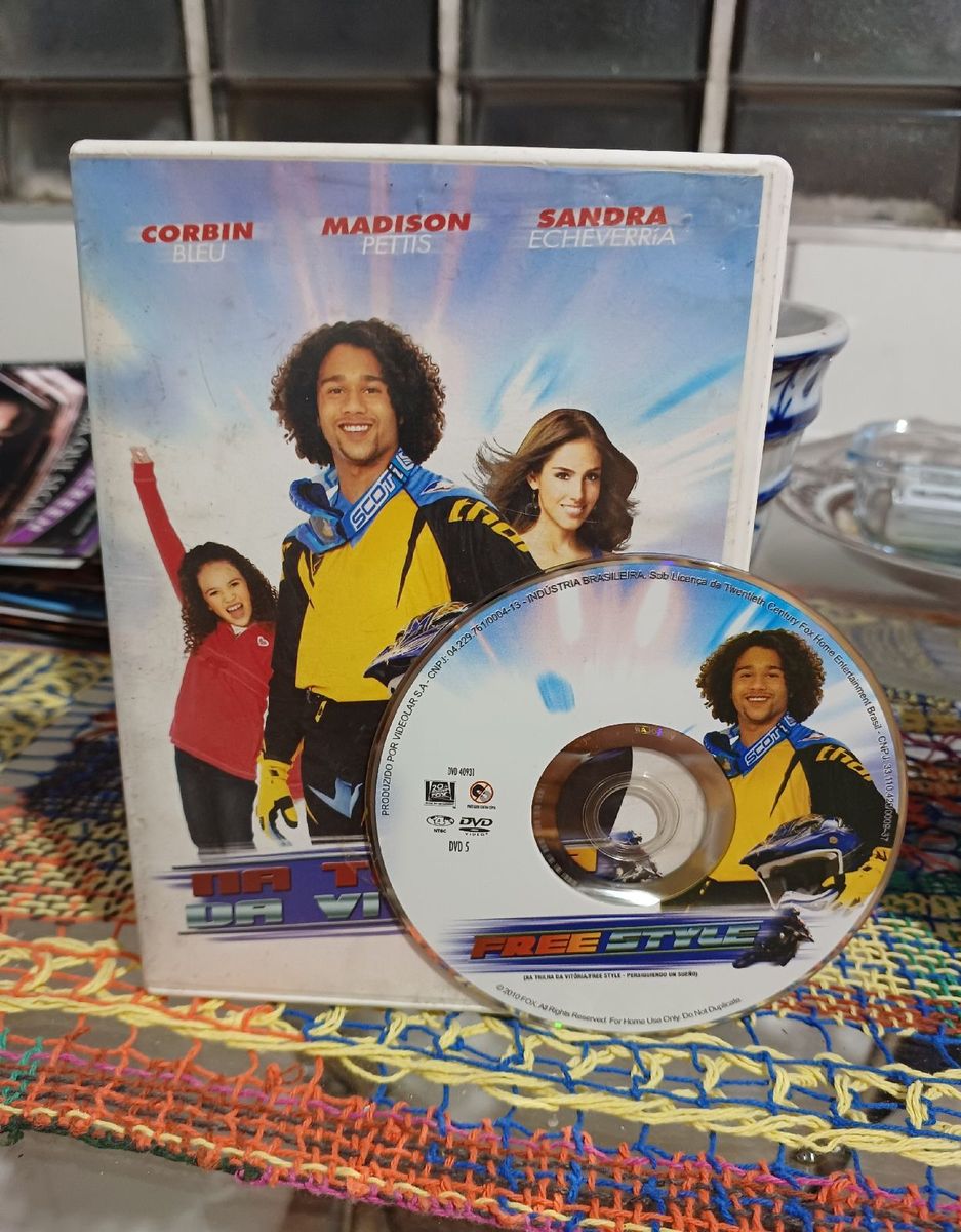 Dvd - Na Trilha da Vitória | Nunca Usado 82809430 | enjoei