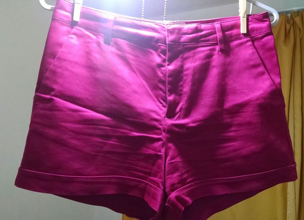 E Cor de Rosa Chock | Shorts Feminino Ak Urban Usado 21703722 | enjoei