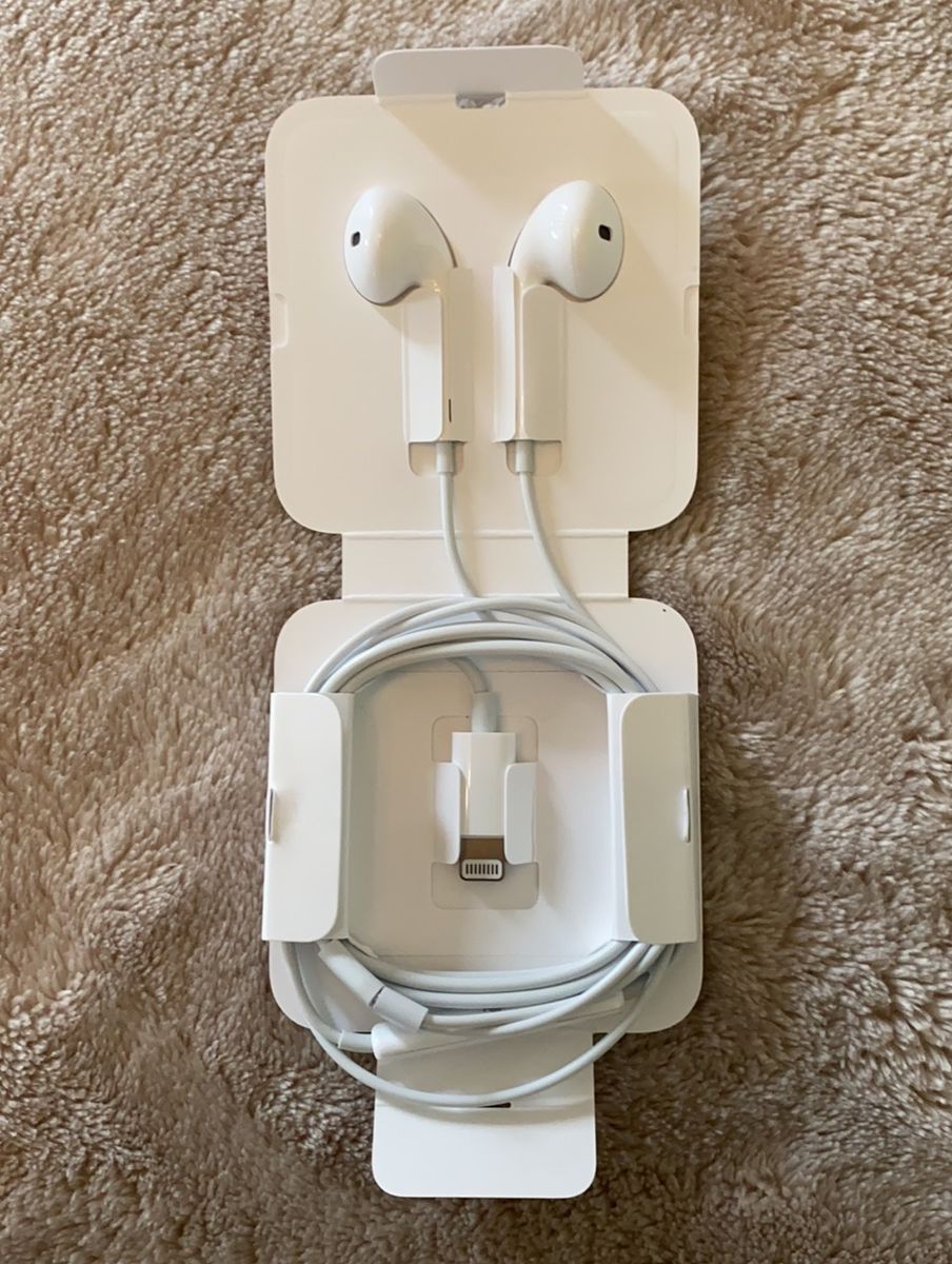 Earpods com Conector Lightning Original Apple Item de Música Apple