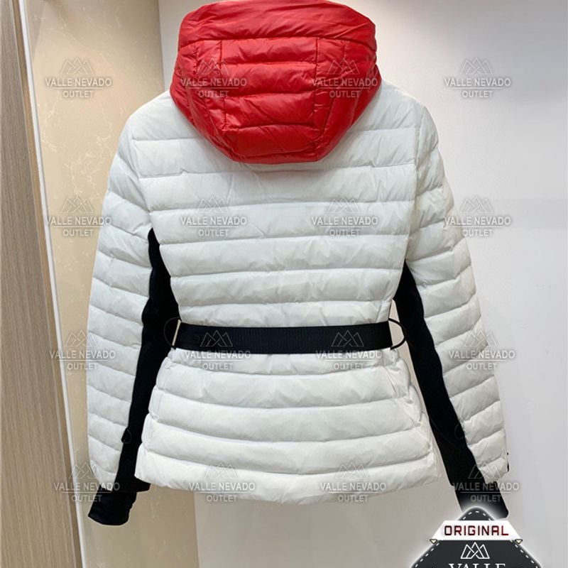 Moncler hotsell grenoble outlet