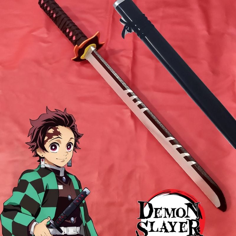 A PRIMEIRA ESPADA DE TANJIRO! DEMON SLAYER 