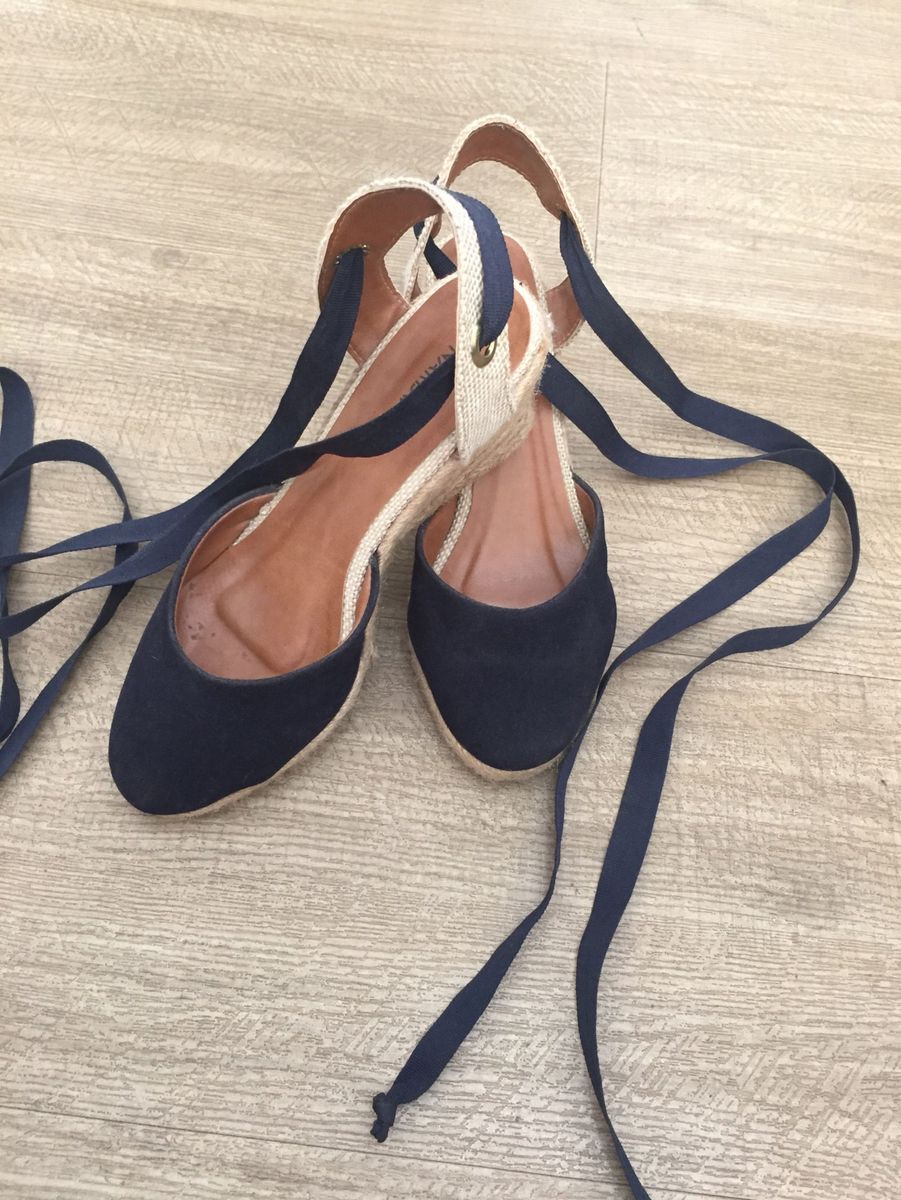 sapato de amarrar feminino