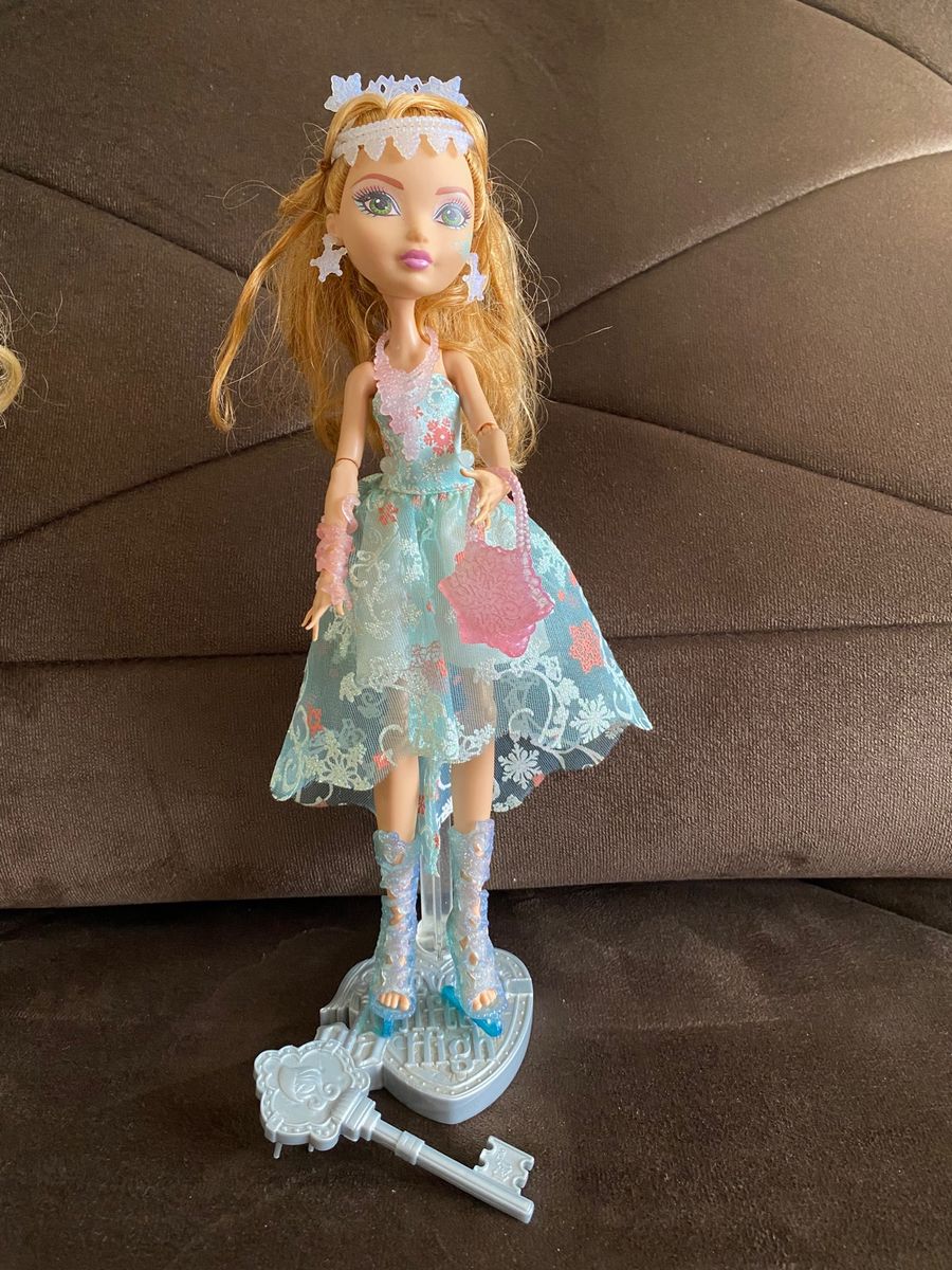 Mattel Ever After High Ashlynn Ella Fairest on Ice