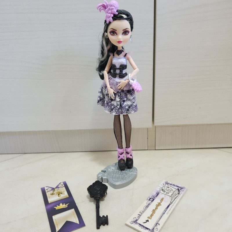 Bonecas Ever After High: Duquesa Swan | Brinquedo Mattel Usado 68289139 |  enjoei