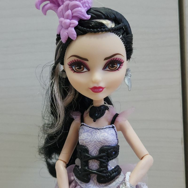 Bonecas Ever After High: Duquesa Swan | Brinquedo Mattel Usado 68289139 |  enjoei