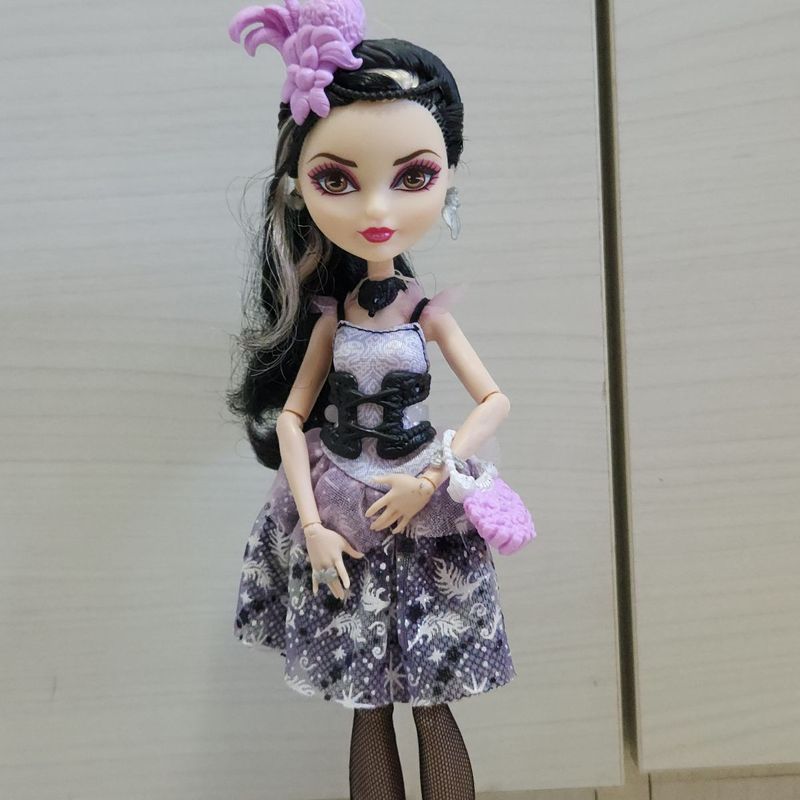 Bonecas Ever After High: Duquesa Swan | Brinquedo Mattel Usado 68289139 |  enjoei