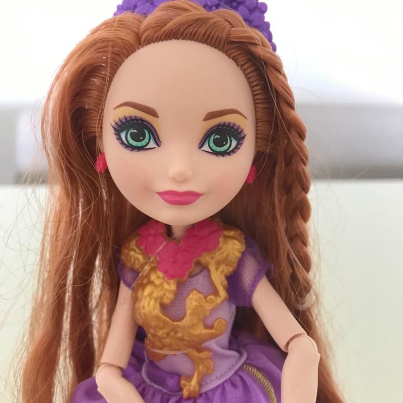 Boneca Ever After High Holly O' Hair - Mattel - A sua Loja de Brinquedos, 10% Off no Boleto ou PIX