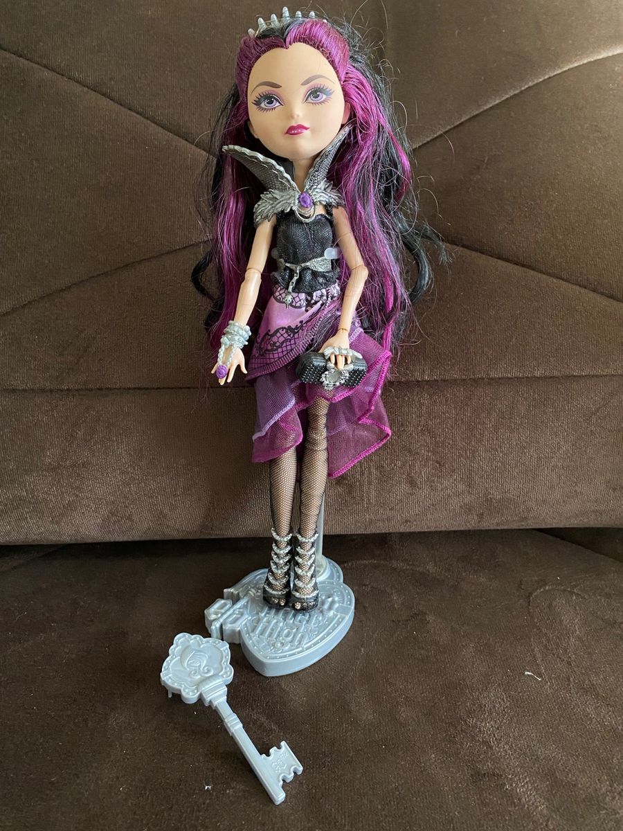 Boneca Ever After High Raven Queen Básica, Brinquedo Ever After High Usado  84734471