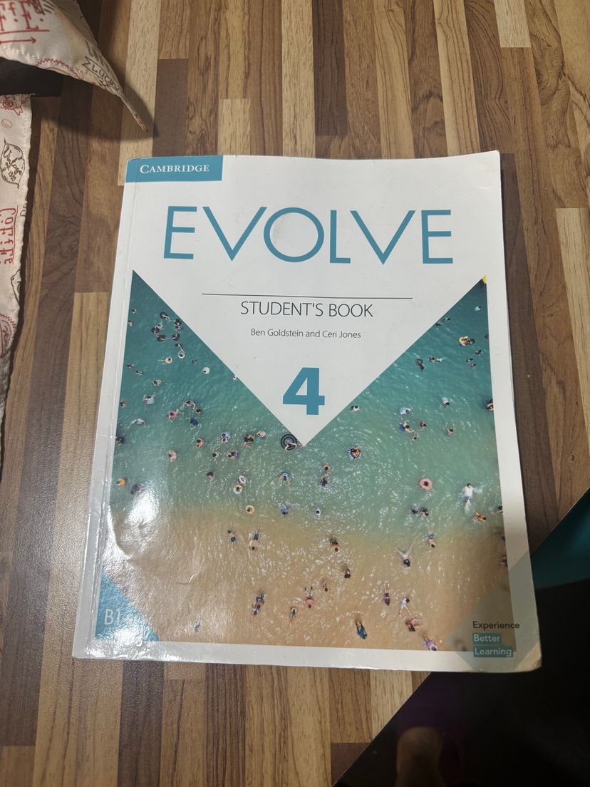 Evolve 4 Student Book With /practice Extra | Livro Cambridge Usado ...