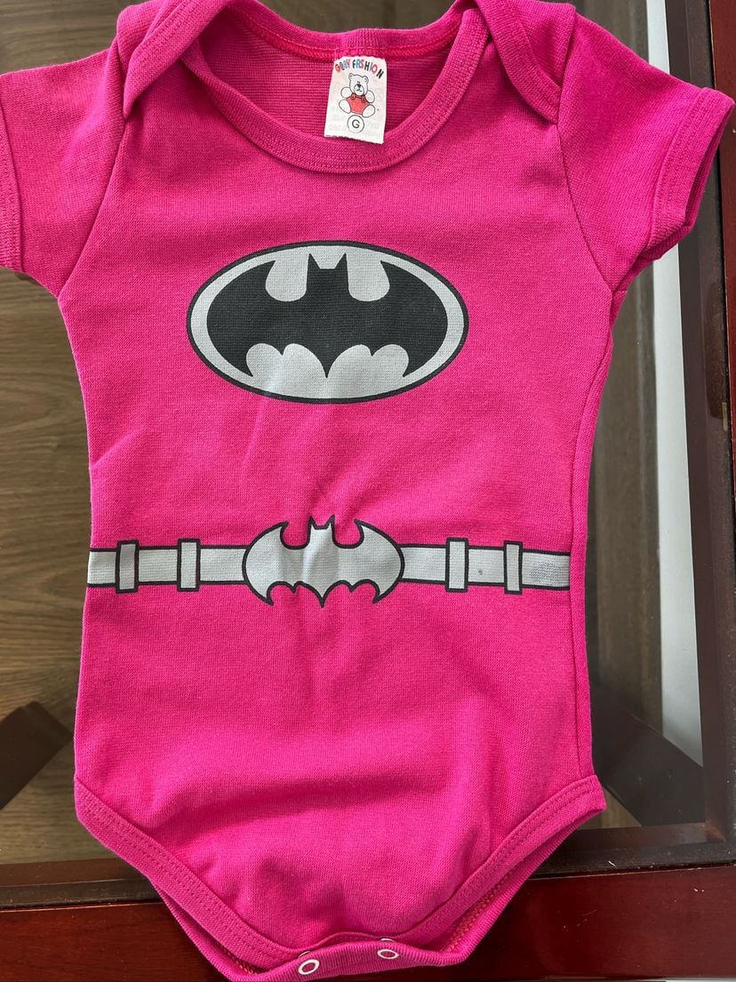 Fantasia de Batman Rosa | Roupa Infantil para Bebê Gabi Fashion Nunca Usado  71045137 | enjoei