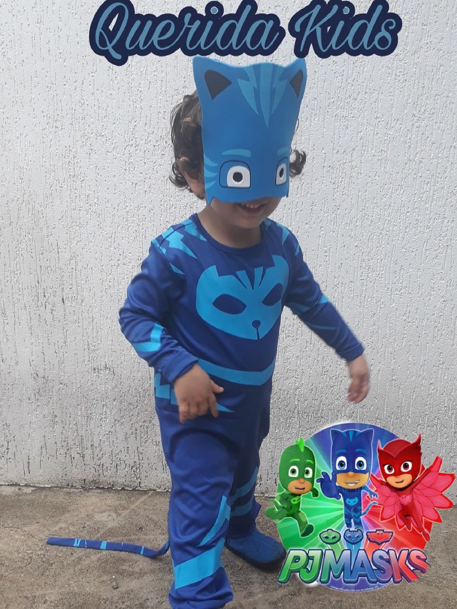 sapato do menino gato
