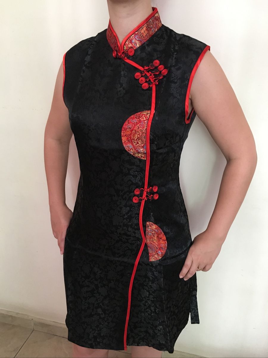 roupa oriental feminina