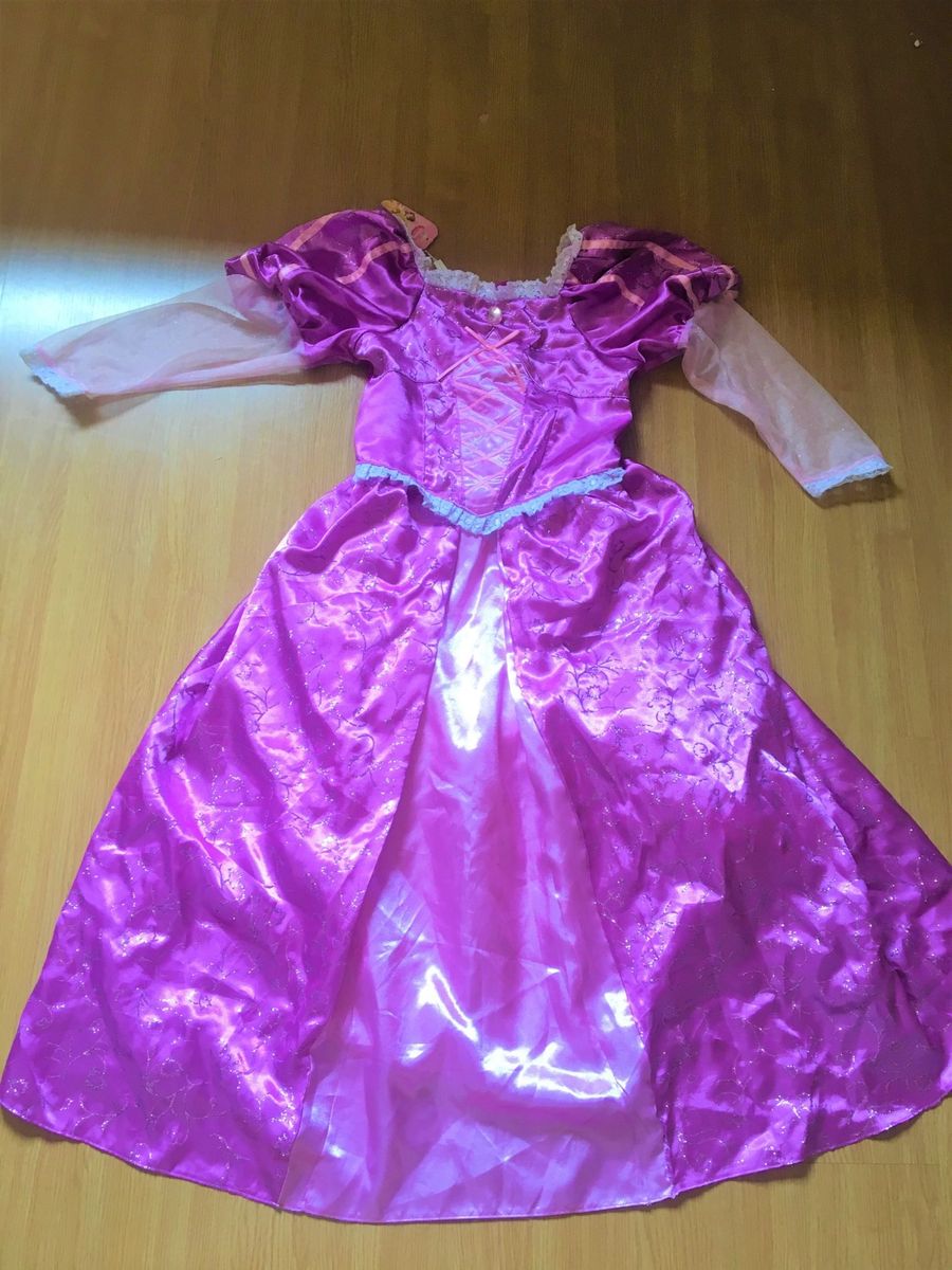 fantasia rapunzel enrolados disney