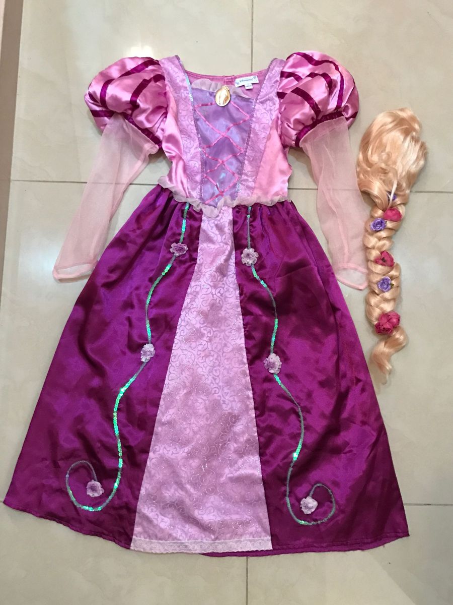 fantasia rapunzel enrolados disney