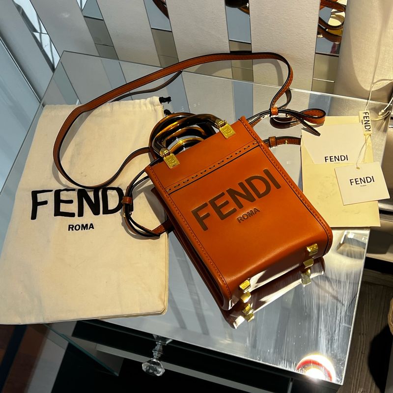 Fendi Bolsa Tote Sunshine Mini de Couro | Fendi Usado 110270514
