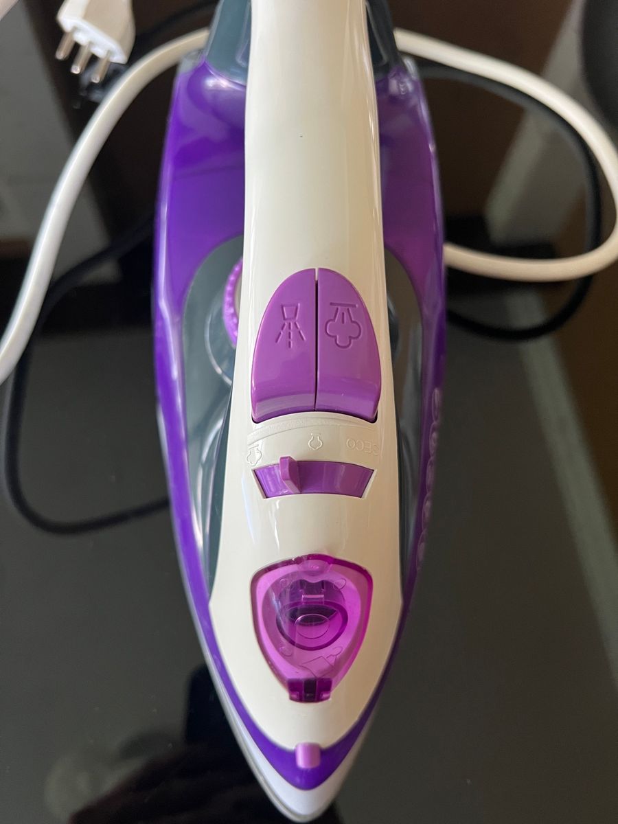 Ferro a Vapor Black+decker X6000 Ceramic Plus, Multi Steam, Roxo e ...