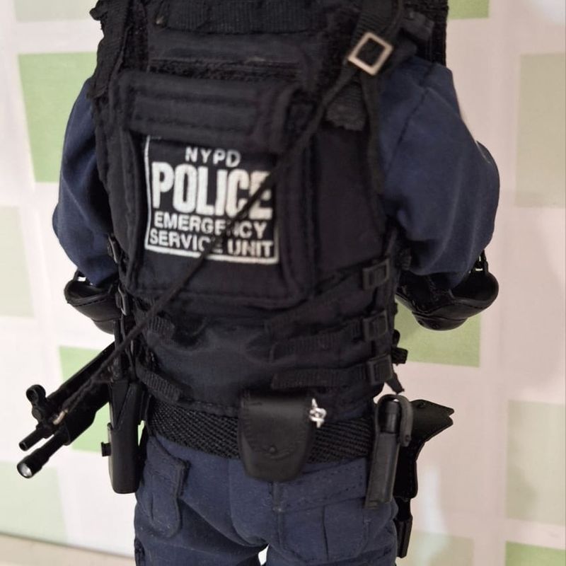 Figura de Ação 1/6 - Nypd Emergency Service Unit 