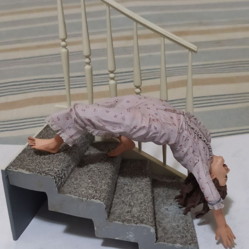Figura de Ação Action Figure The Exorcist (O Exorcista) Regan