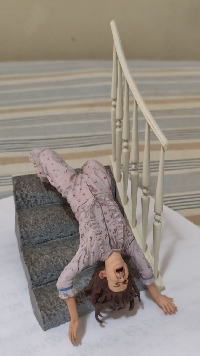 Figura de Ação Action Figure The Exorcist (O Exorcista) Regan