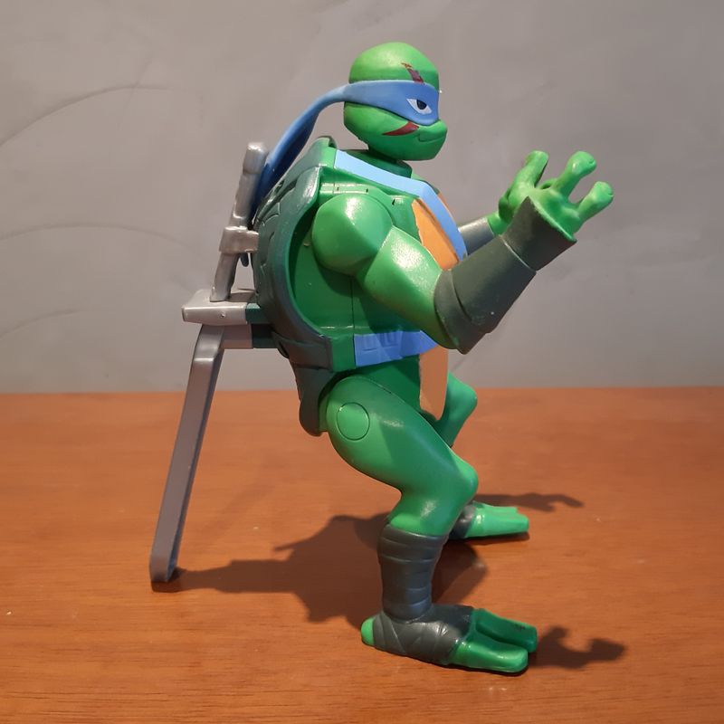 Tartarugas Ninja Figura Deluxe Donatello - Autobrinca Online