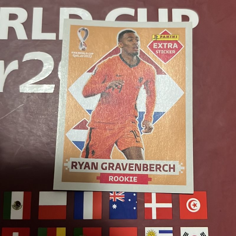 Sticker EXTRA Ouro: Figurinha do Gravenberch- Álbum Copa do Mundo