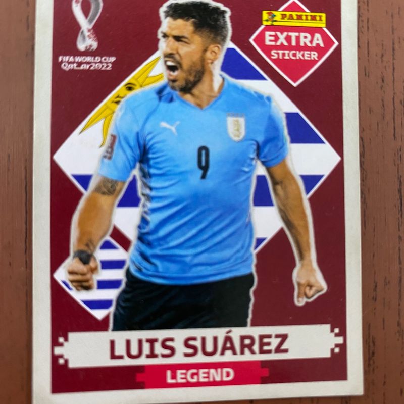 Figurinha Copa 2022 Legend Bordô Luis Suarez