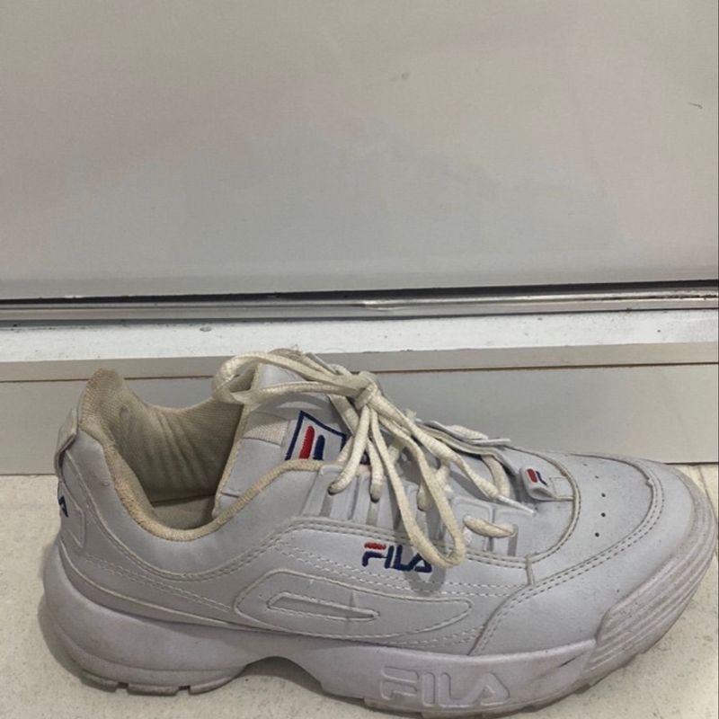 Tenis fila disruptor usado sale