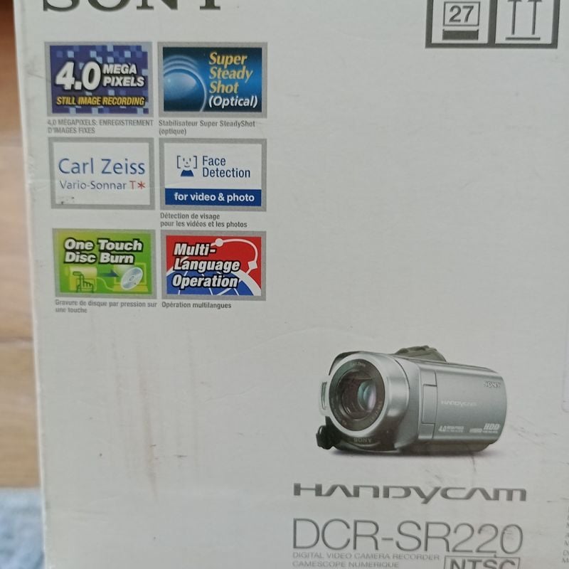 Filmadora Compacta Original Sony Handycam Modelo Dcr-Sr220 | Sony