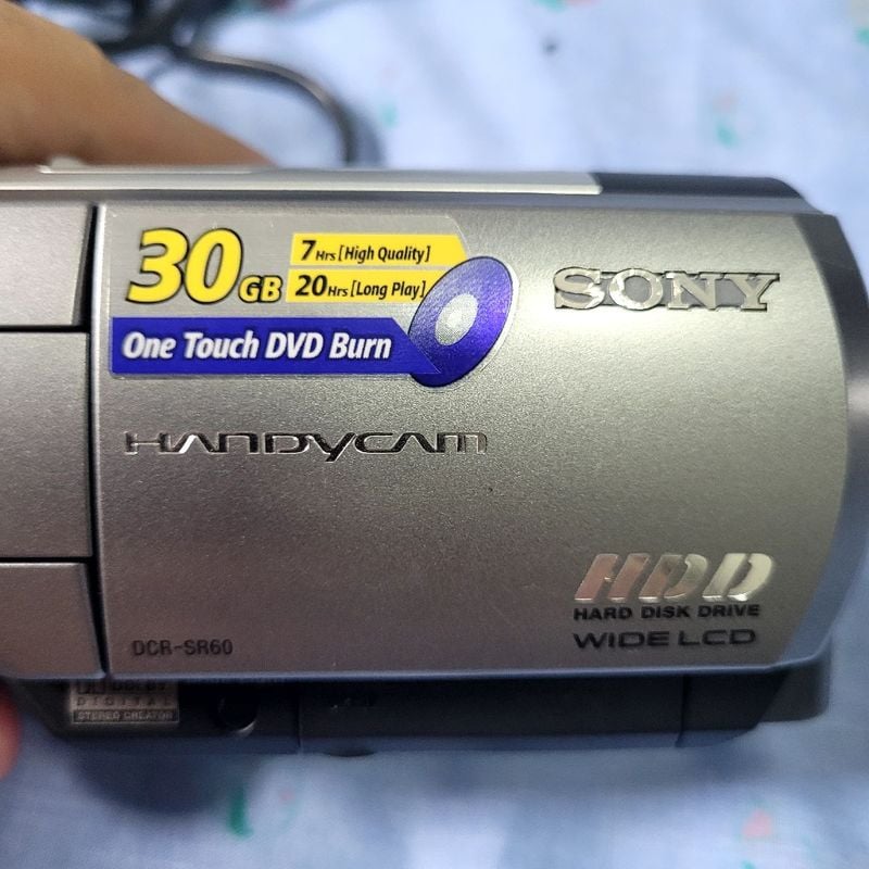 Filmadora Sony Handycam Dcr-Sr60 12x Optical Zoom 30gb Hd +