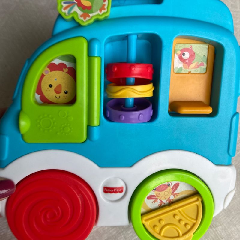 Novos sons divertidos - Carro dos animais Fisher Price - Desapegos de  Roupas quase novas ou nunca usadas para bebês, crianças e mamães. 725329