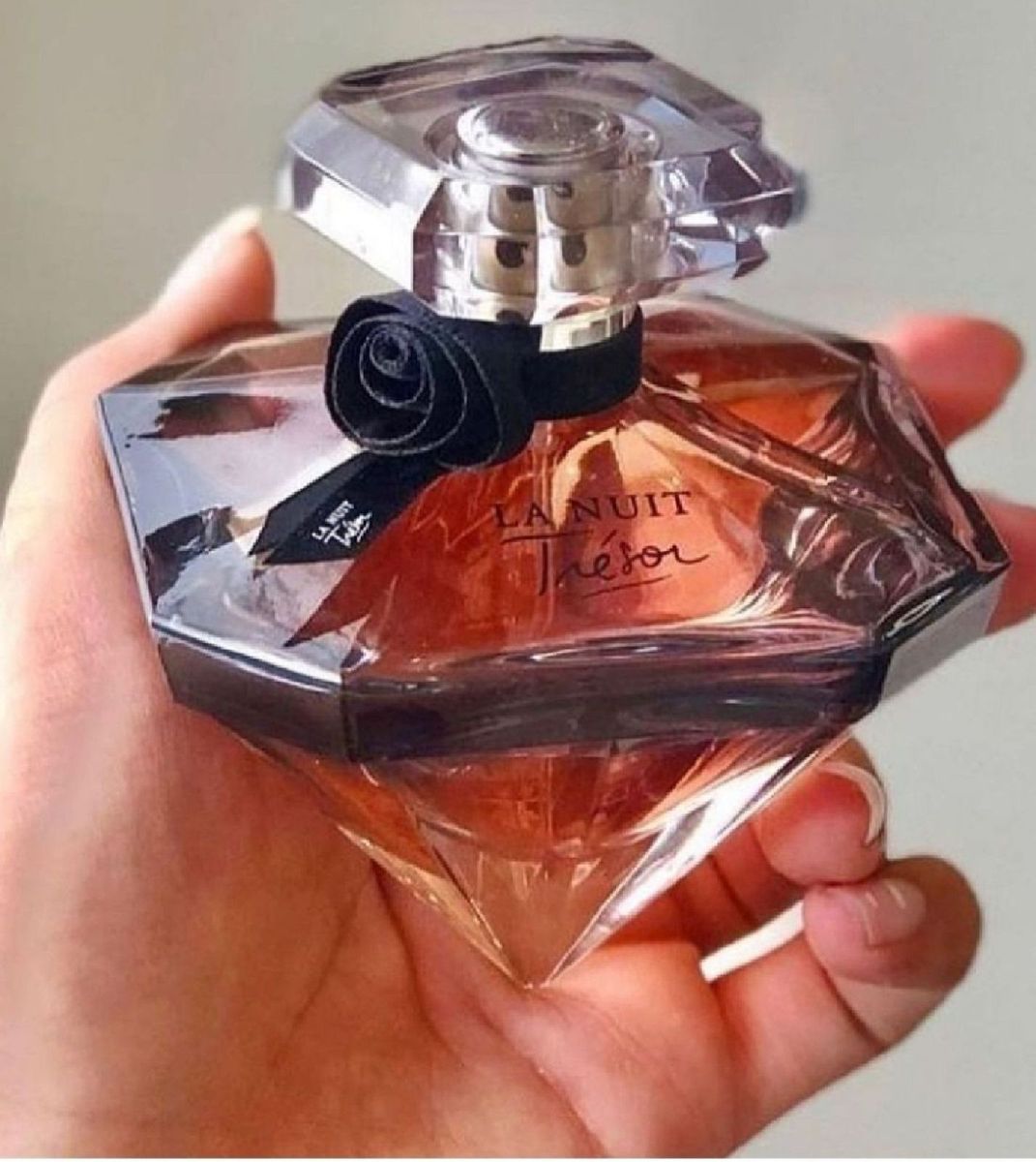 flaconete-de-5ml-fracionado-do-perfume-original-importado-la-nuit