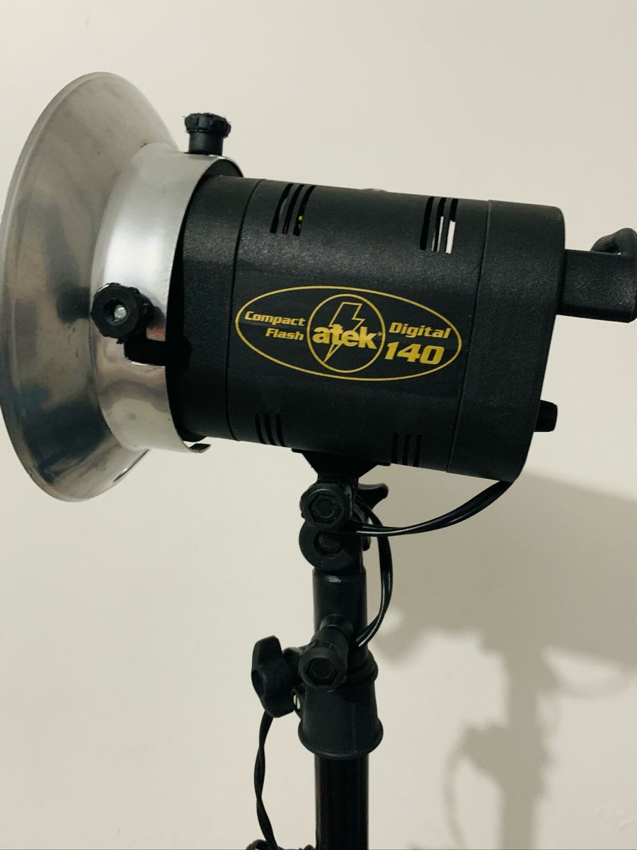 Flash Atek 140 Digital com Tripé e Sombrinha | Lente e Acessório de ...