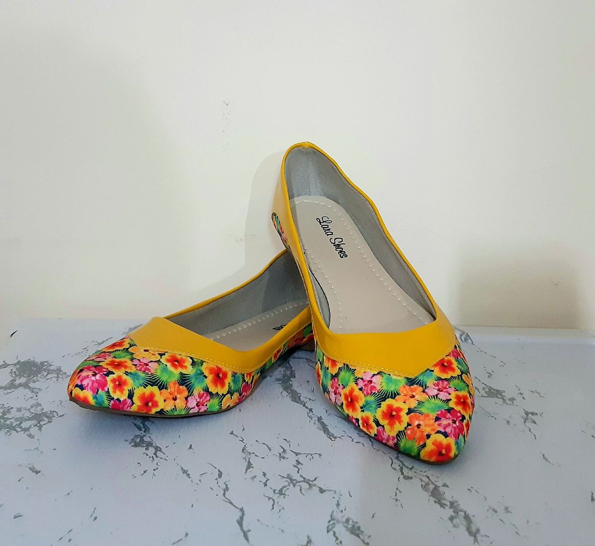 lara shoes calçados