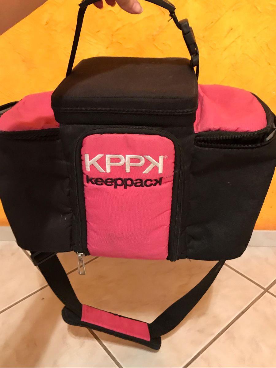 Frasqueira Termica da Marca Keeppack, com 2 Bolsos Laterais Térmicos e ...