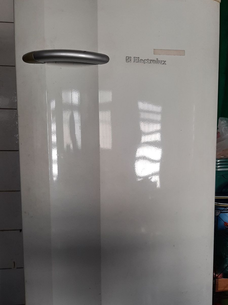 Refrigerador Electrolux, Vertical/seminovo. Eletrodoméstico