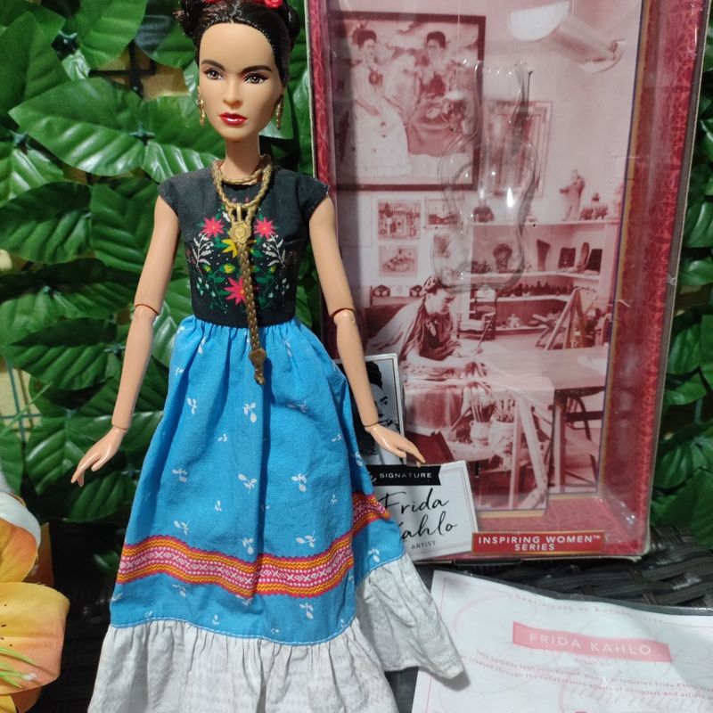 Barbie frida cheap kahlo comprar