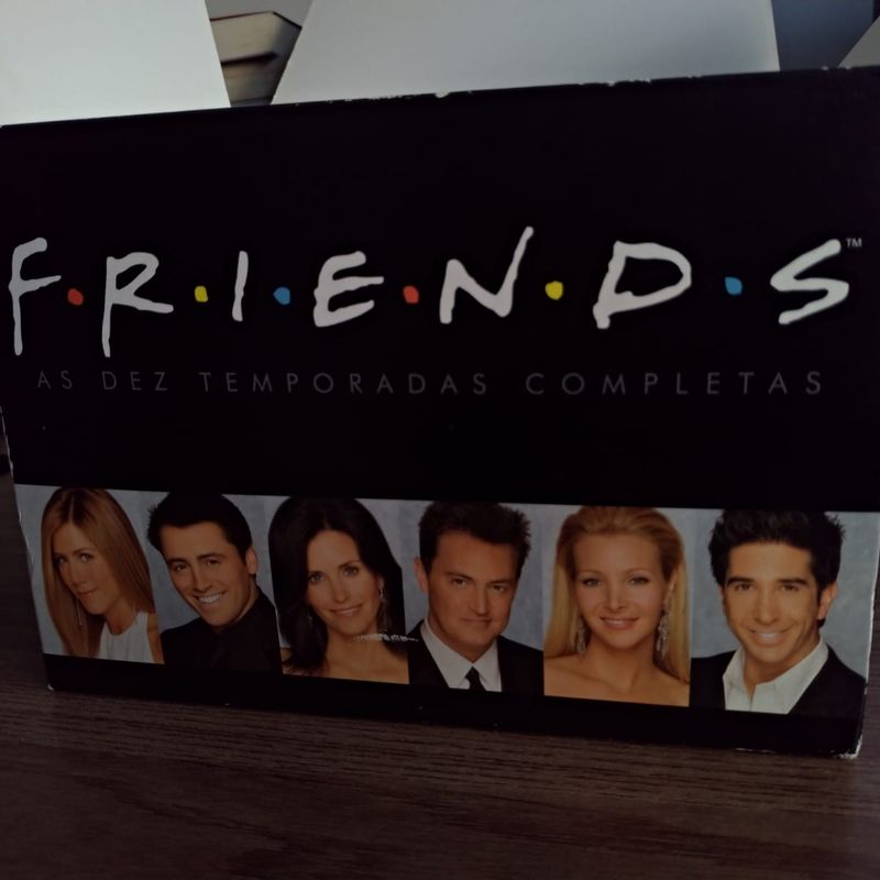 filmes no drive !! on X: *˒ 𖥻 friends . ！— 10 temporadas
