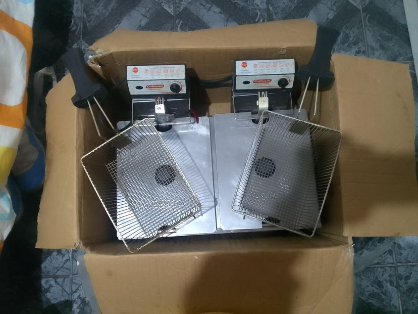 fritadeira elétrica industrial profissional 220v cotherm - outros cotherm