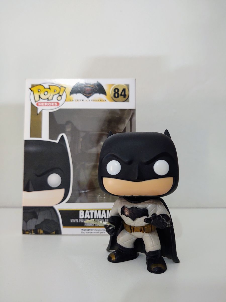 Funko Pop Batman 84 | Filme e Série Funko Nunca Usado 84573522 | enjoei