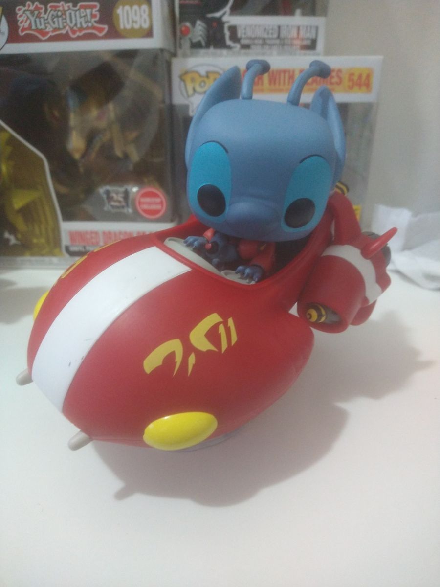 Funko pop stitch store the red one