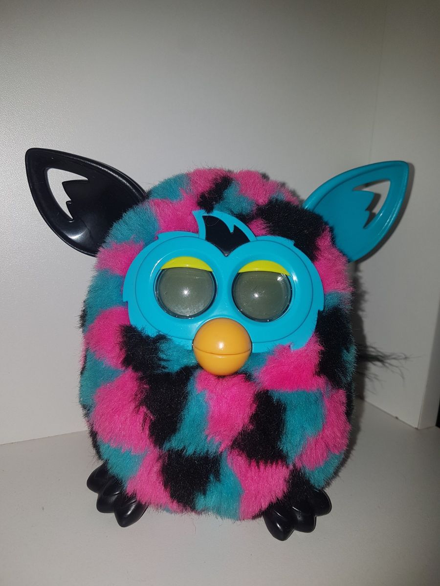 Furby Boom Rosa Azul e Preto | Brinquedo Hasbro Usado 85660023 | enjoei