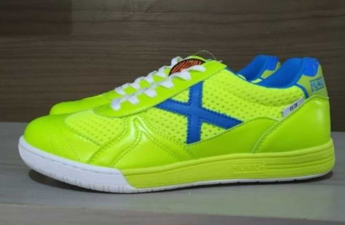 tenis futsal profissional adidas