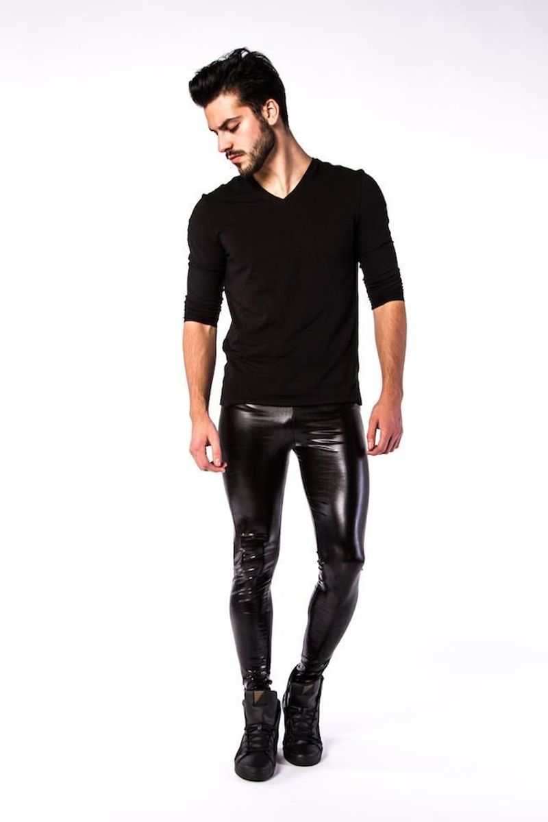 calça tipo couro masculina